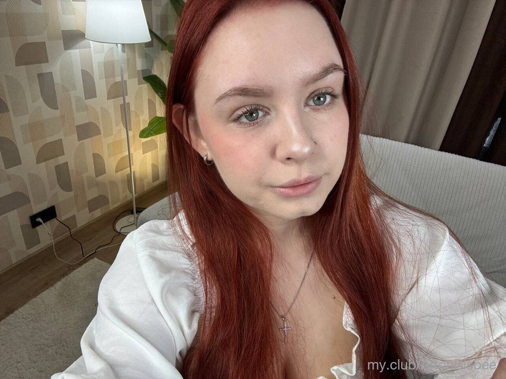 Hannah Free Photos #6