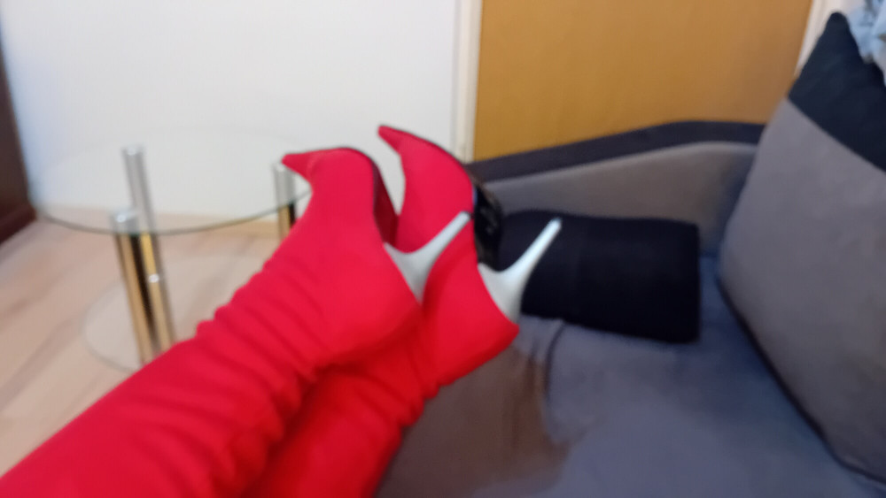 Crossdresser In Sexy Red Suede Pointed Toe High Heels Boots #9