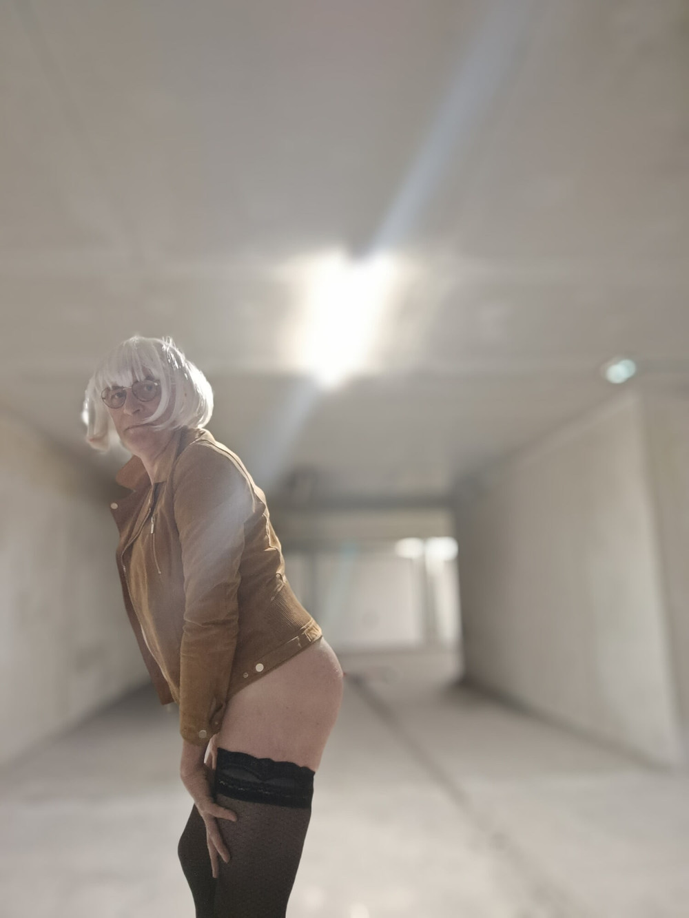 carla dans le sous sol  #8