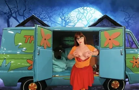 im velma dinkly         