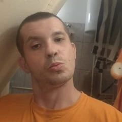 Meee