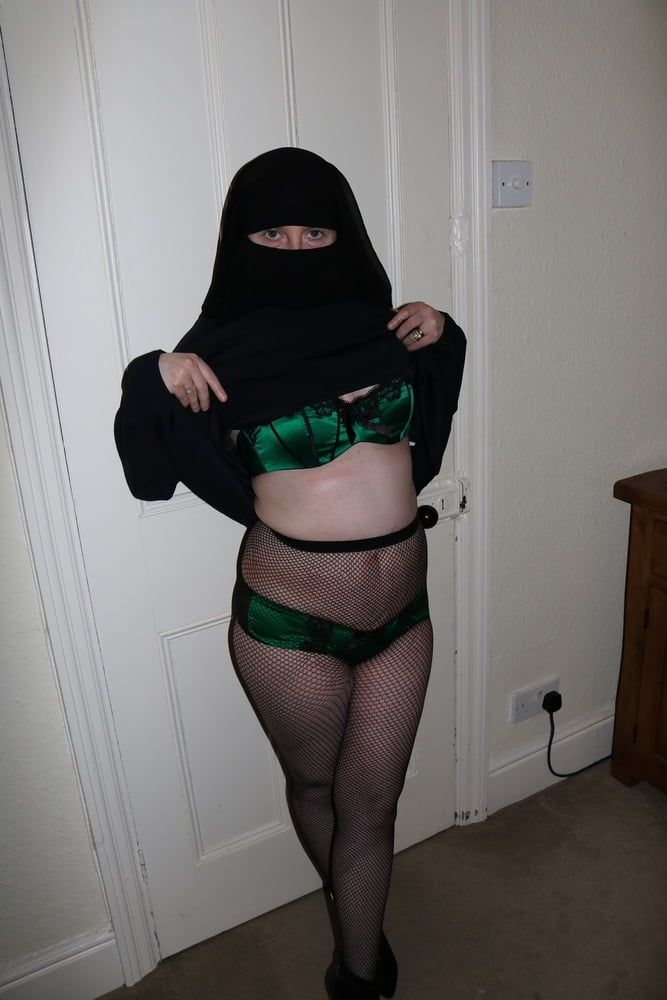 Burqa Niqab Fishnet Pantyhose #16