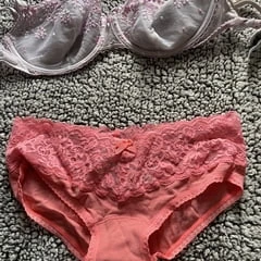 Sarah’s knickers exposed