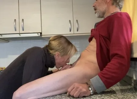 eating pussy and blowjob in the kitchen by wildspaincouple         