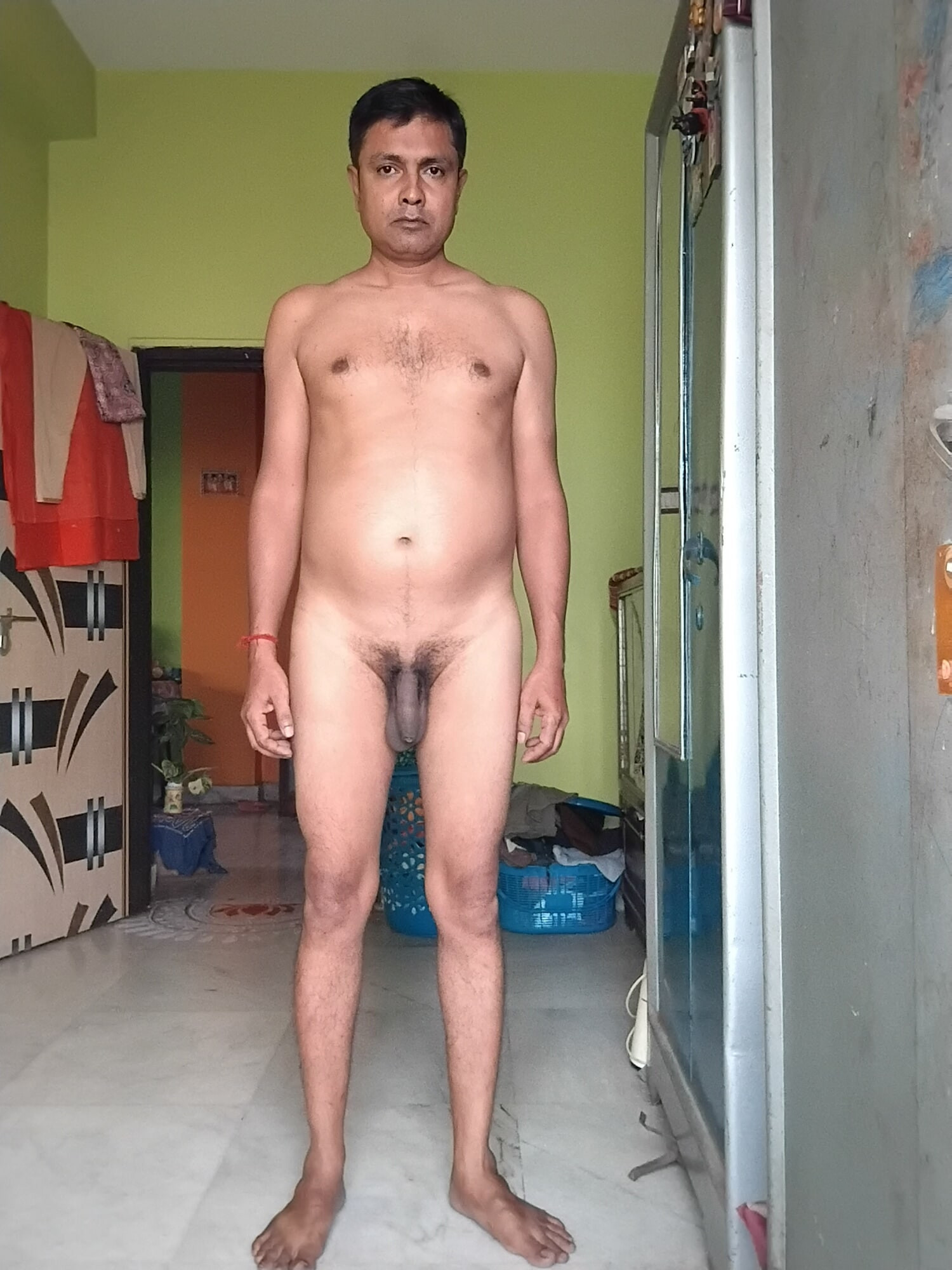 Toda a gente vê-me nu.