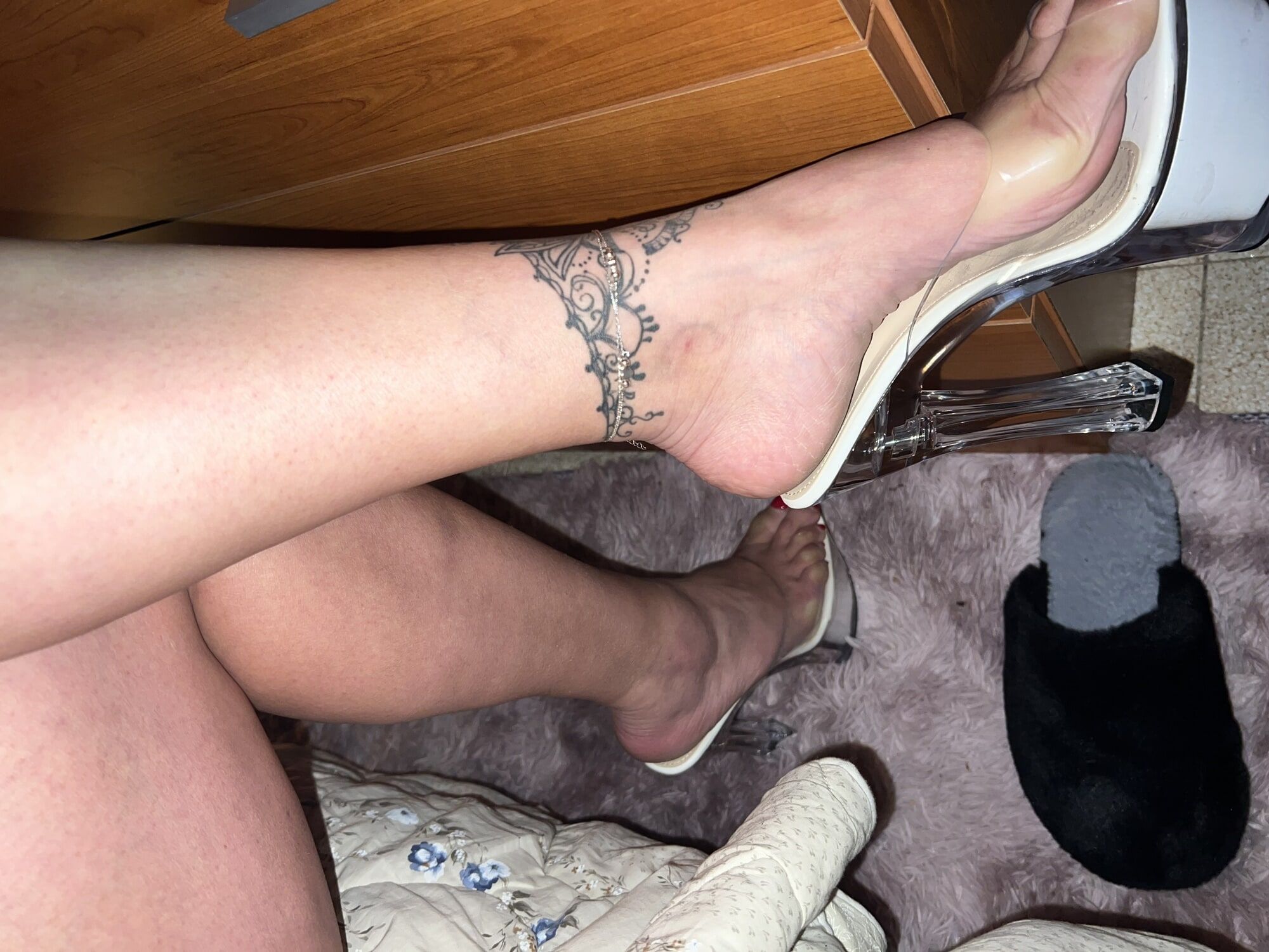My wife sexy feet #19