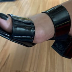 Black Patent Mules and Sexy Feet