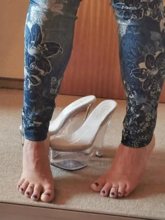 mirror play with beau jeggings         