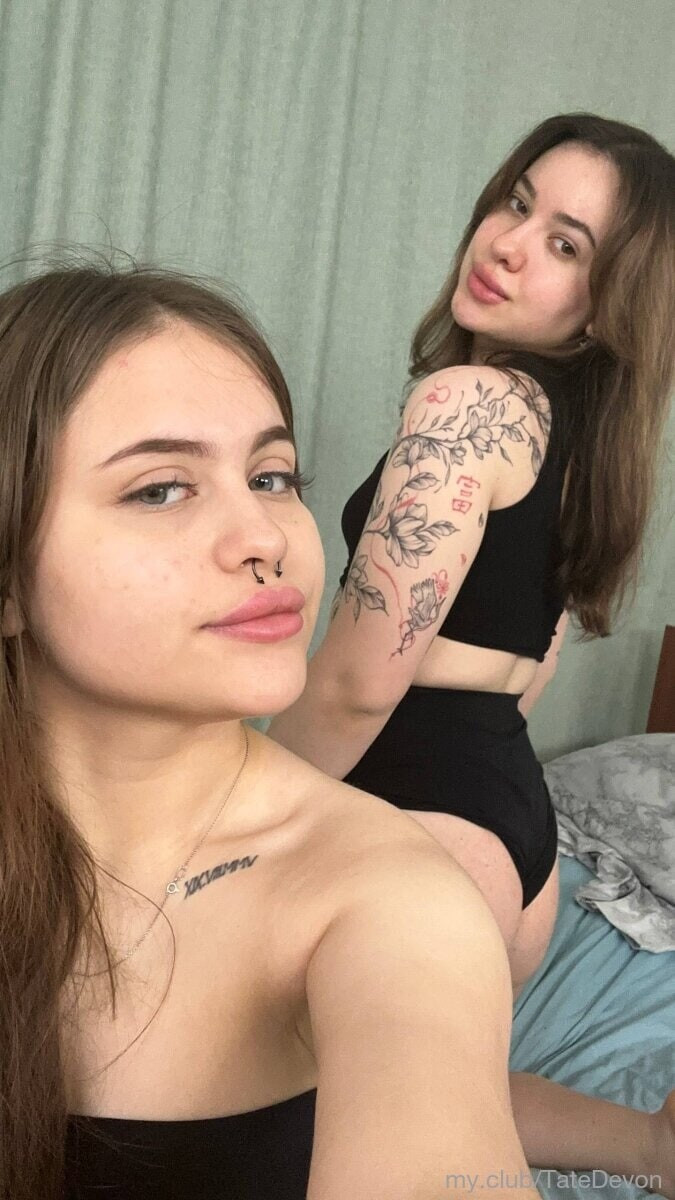 Hey hey, our names are Michel &amp; Elfy !  Free Photos #7