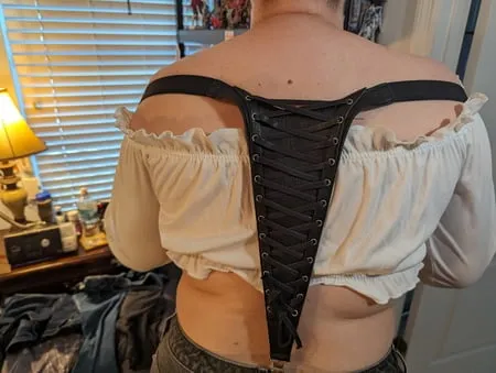 hotwife pirate costume         