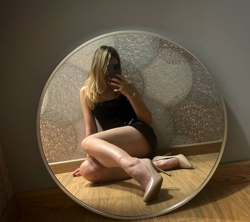 Cassandra Free Photos #4