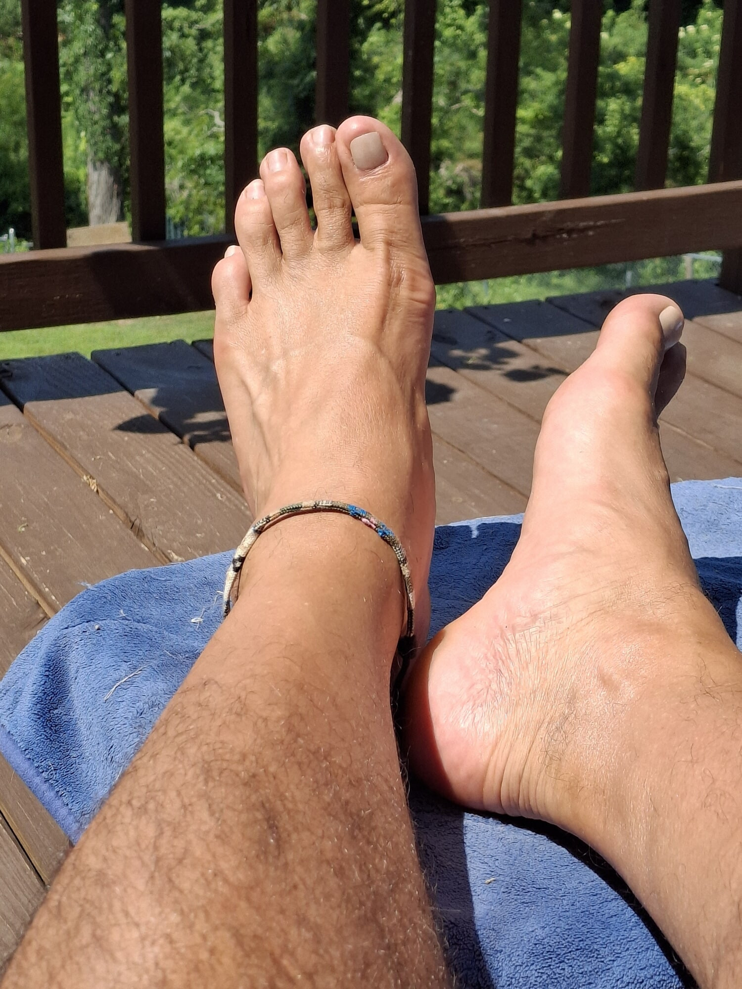 I need a footboy to pamper my well-kept feet #8