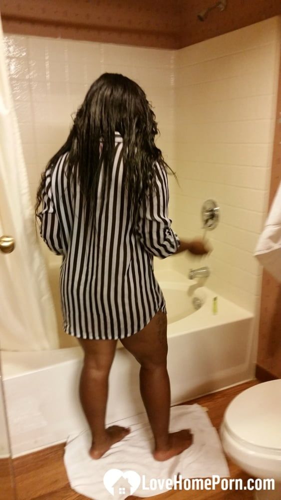 Black honey gets recorded as she showers #23