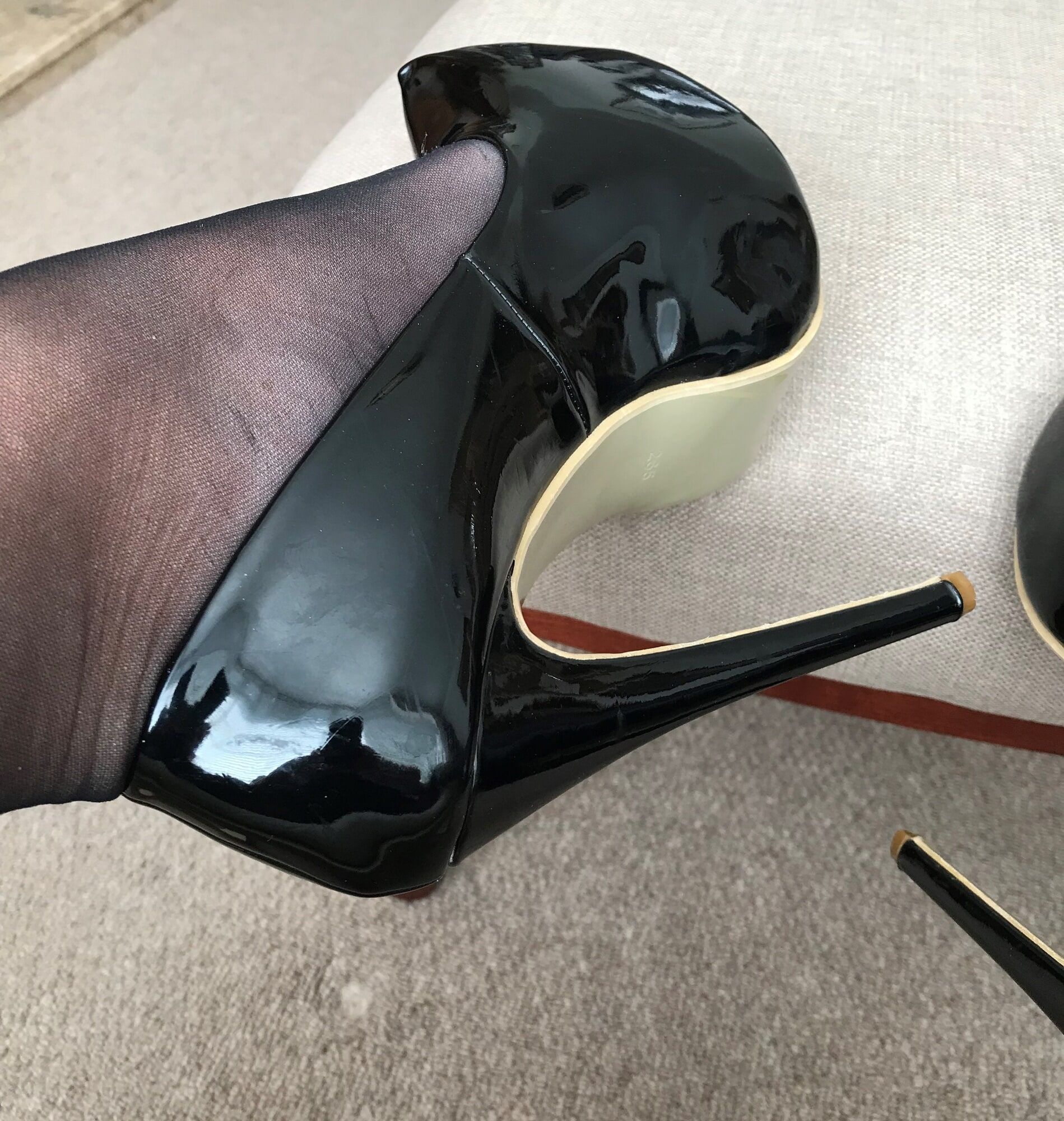 black tights & heels close-up #14