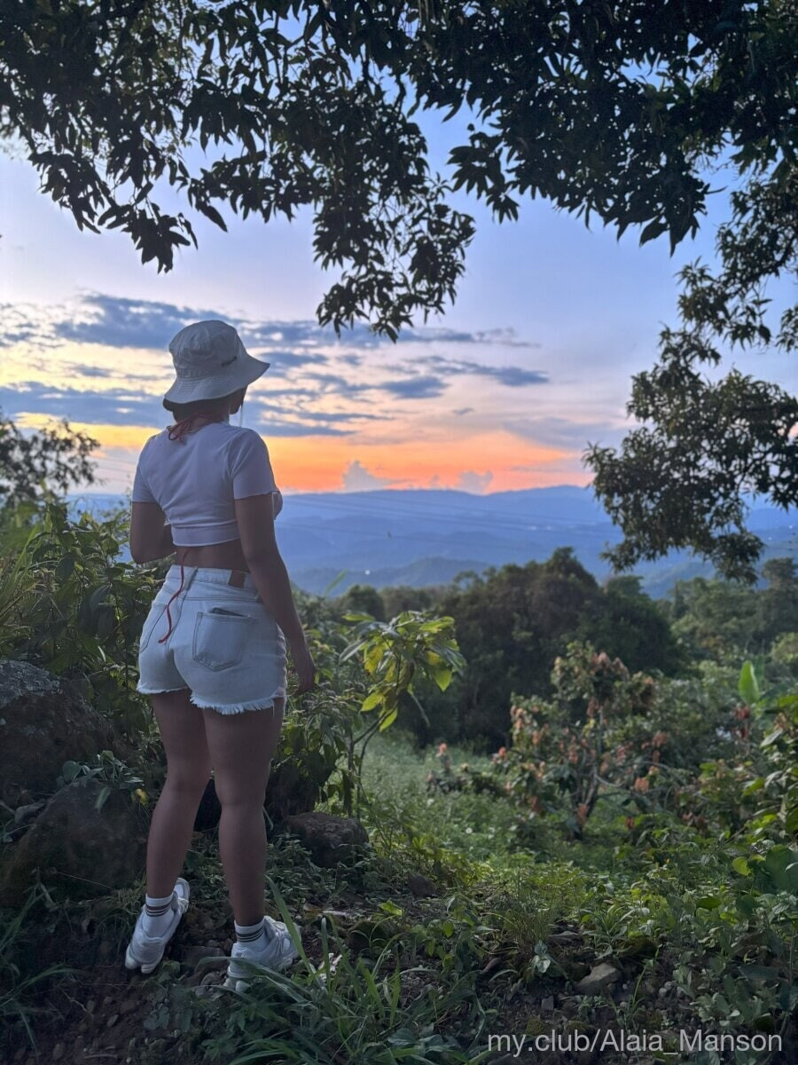 Alaia ❤️‍🔥 Free Photos #30