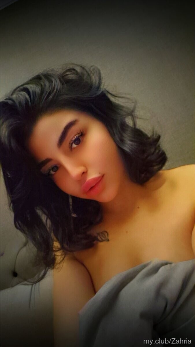 Zara Yüce Free Photos #6
