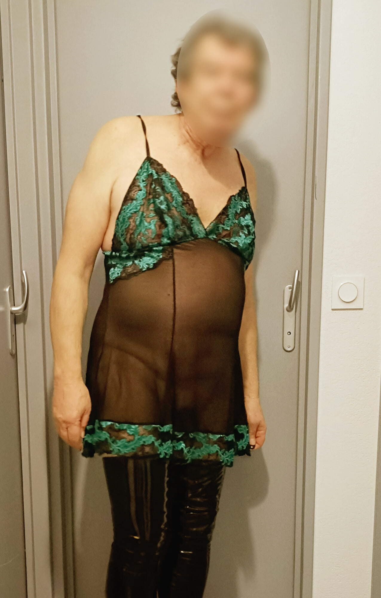 Petit striptease  #3