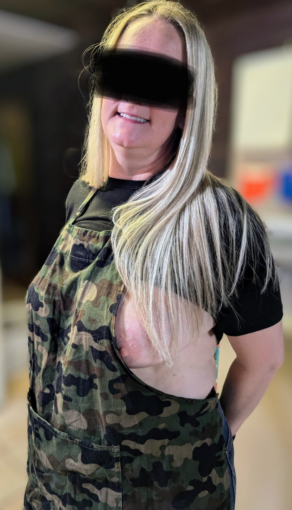 Curvy MILF #18