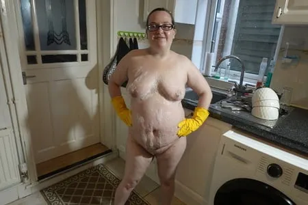 nude messy rubber gloves         