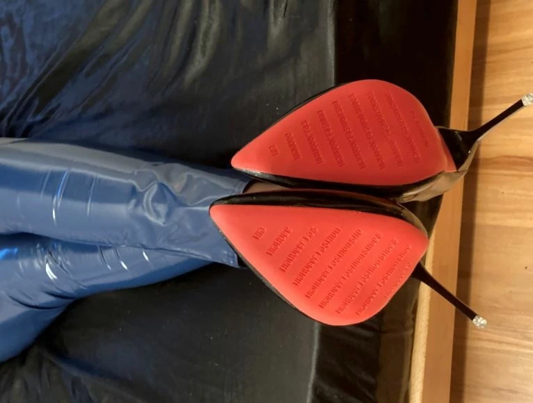 Blue Leggings and Pumps Masturbation #32