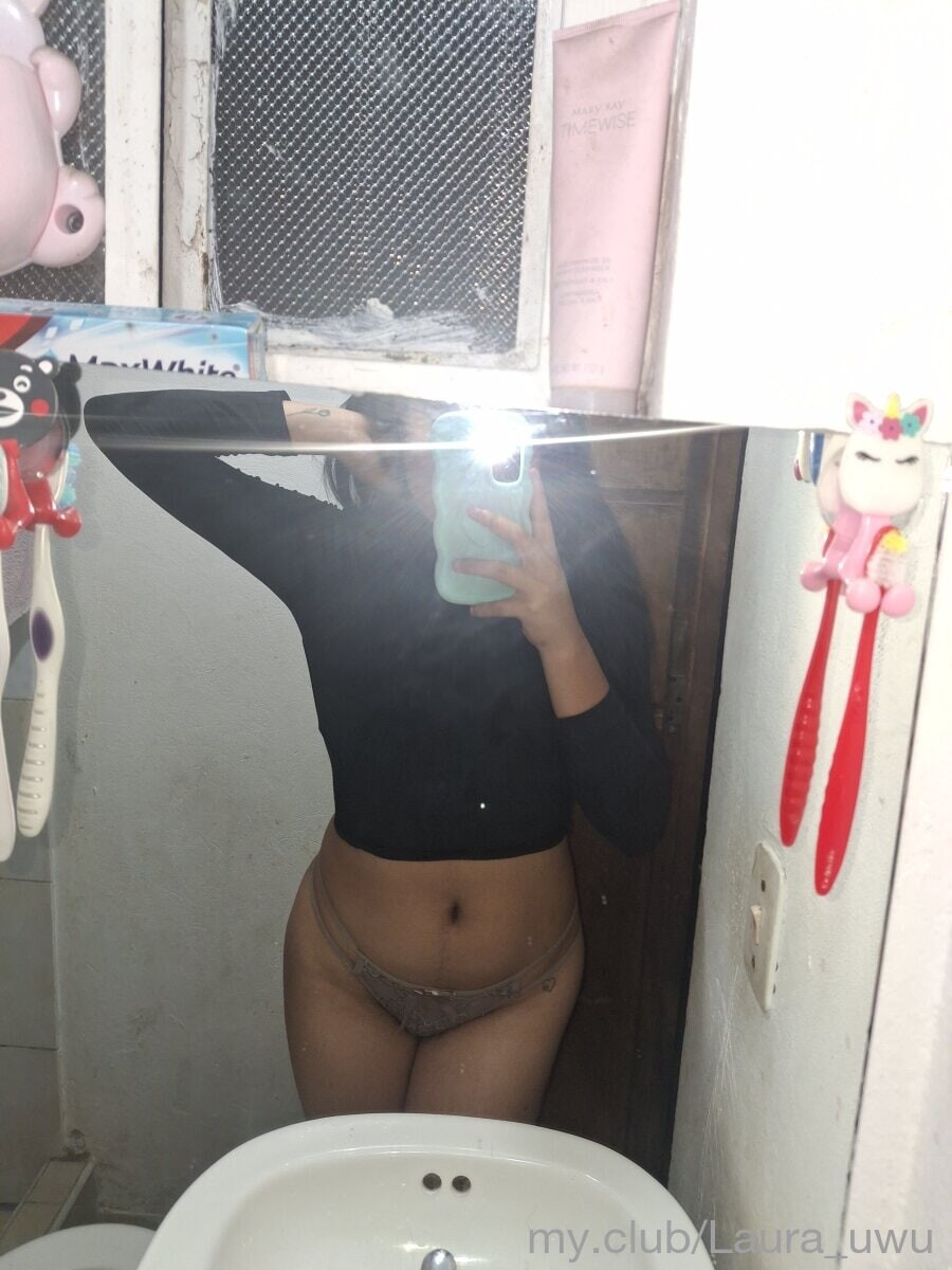 Lau🎀. Free Photos