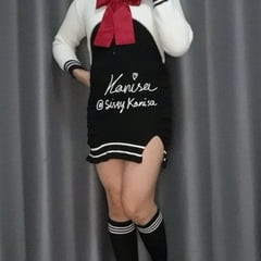 SisK on winter dress