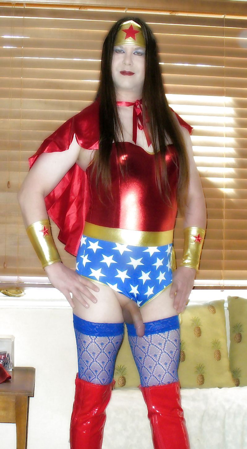Wonder Woman! #25