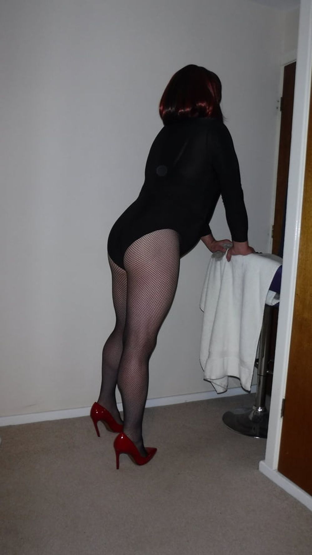 SISSY ROSIE IN FISHNET, RED HEELS AND BODYSUIT #4