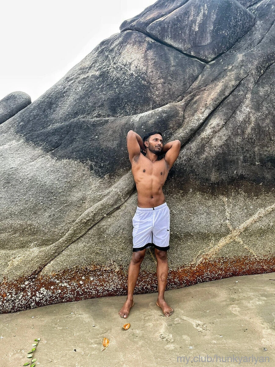 Ariyan Hunk Free Photos #3