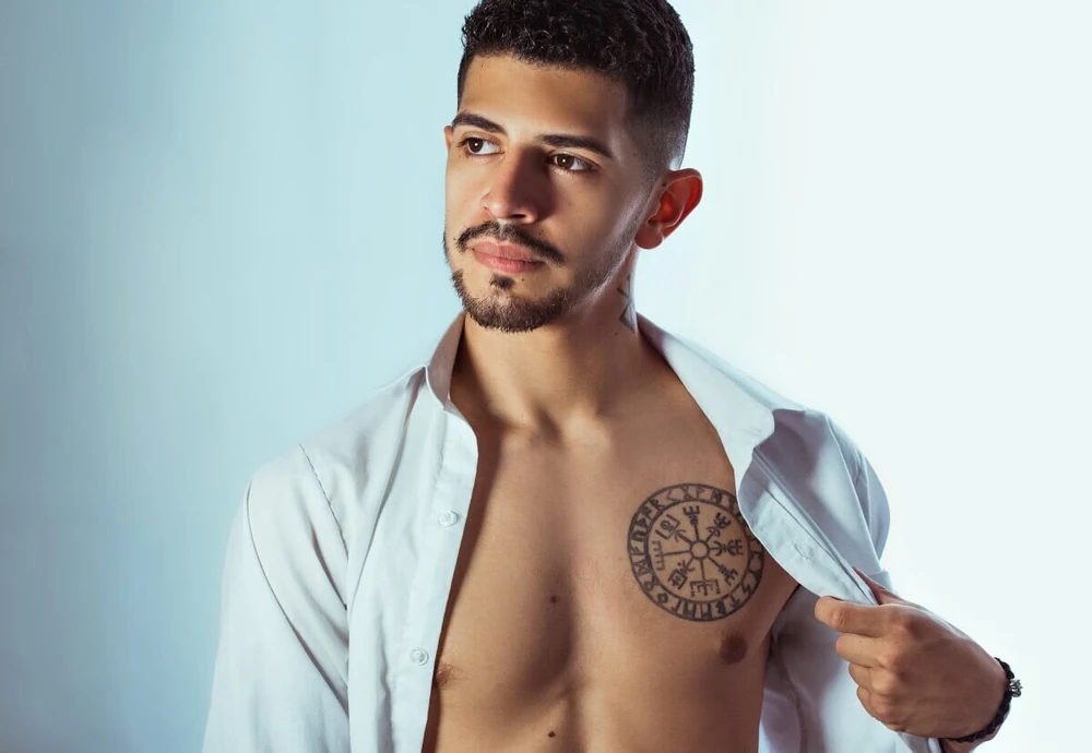 Alejandro Storm Free Photos #3