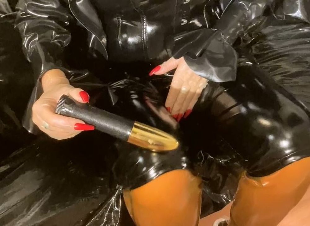 Latex Fetish Housework #30