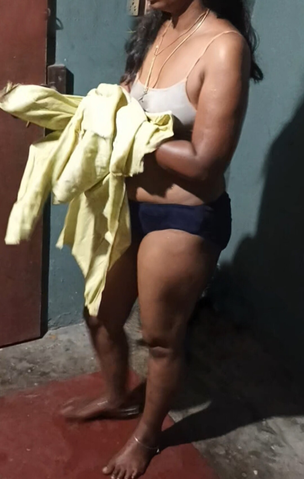 Indian tamil aunty suganthi hairy big pussy nude sex photos #12