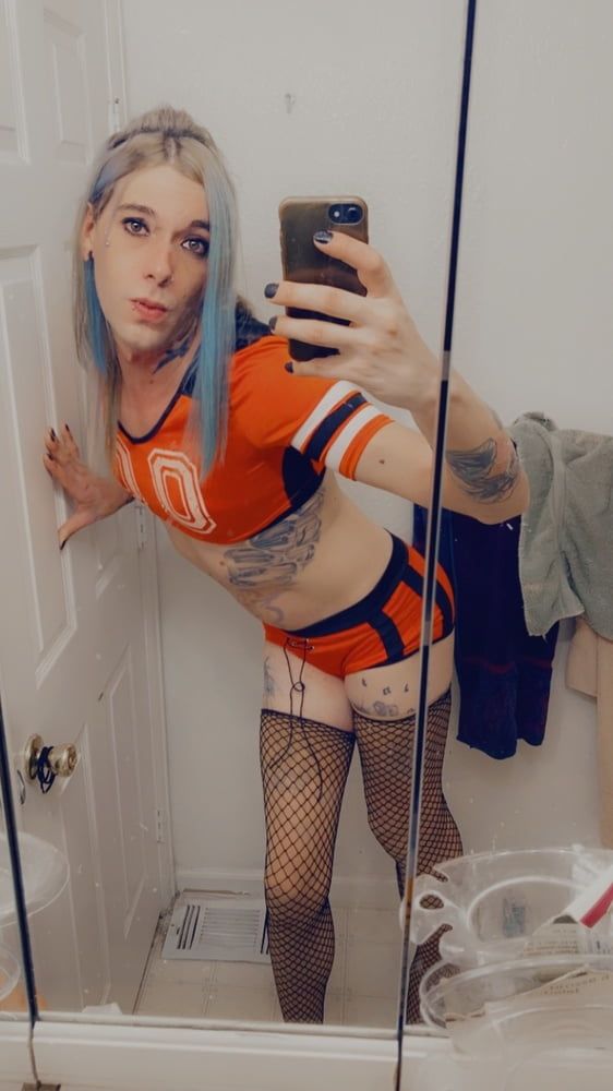 Sexy Sports Babe #33
