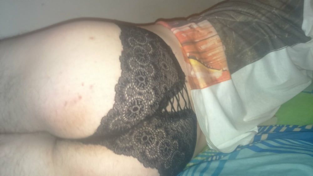Polish sissy crossdreser showing ass in lingerie