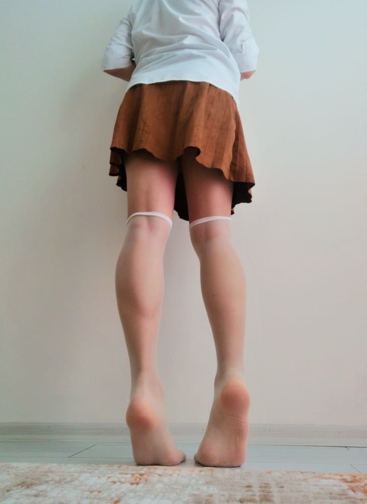 Brown skirt & White pantyhose #33