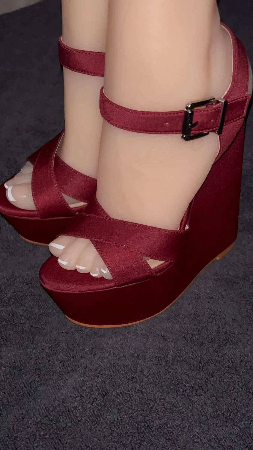 Cum on Red Wedges