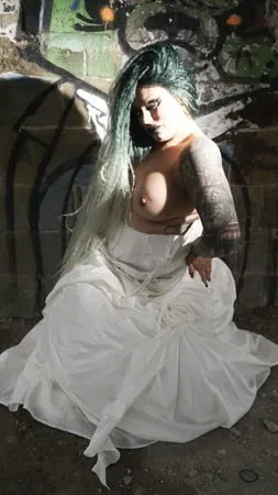 gothic bride         