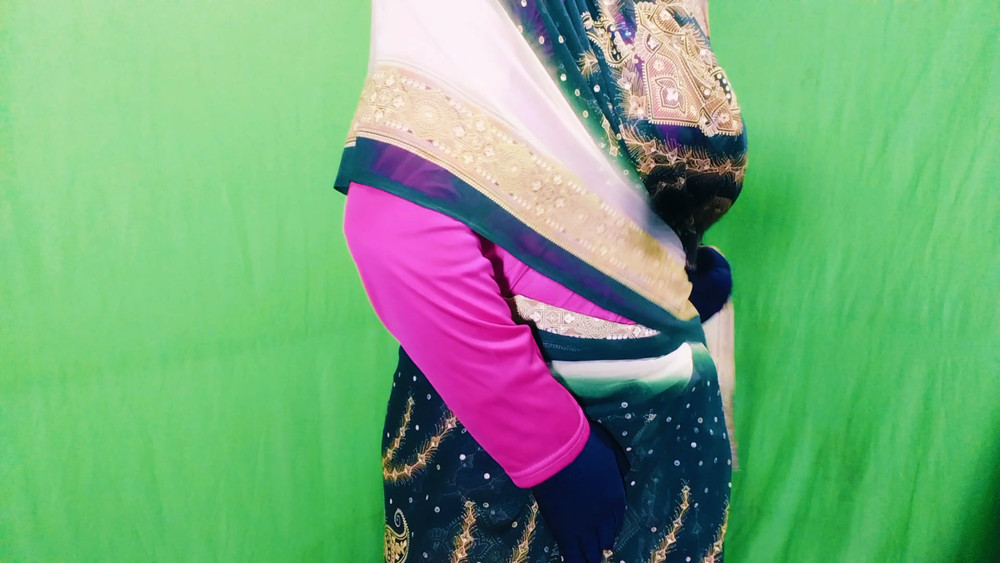 Indian beautiful saree sexy Bhabhi #10