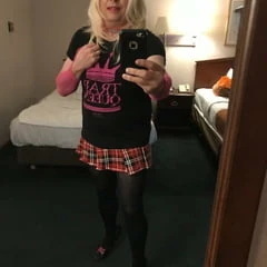 Britney Cum Dump