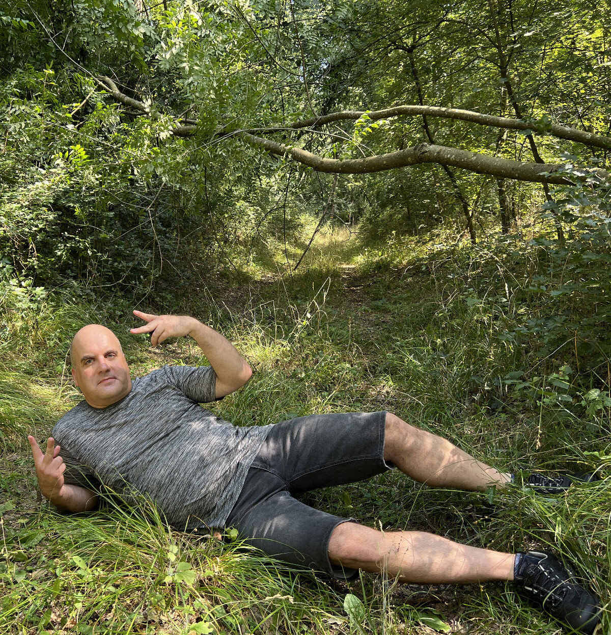 زولي لا صور عارية