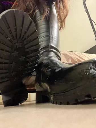 march blast in super thigh boots ball stomp bootjob         