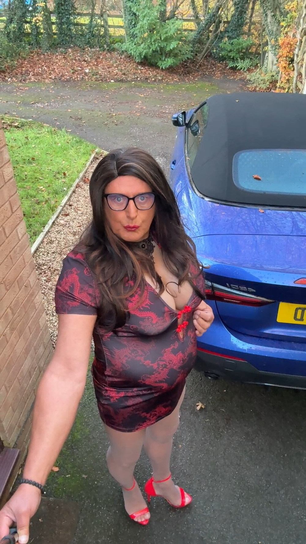 Sexy Crossdresser Kellycd2022’s in oriental dress #47