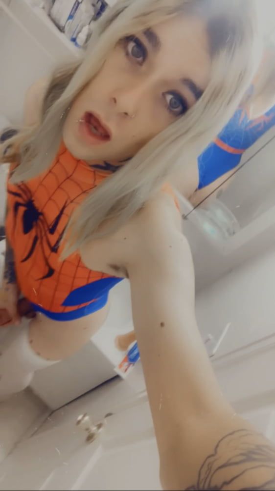 Sexy Spider Girl