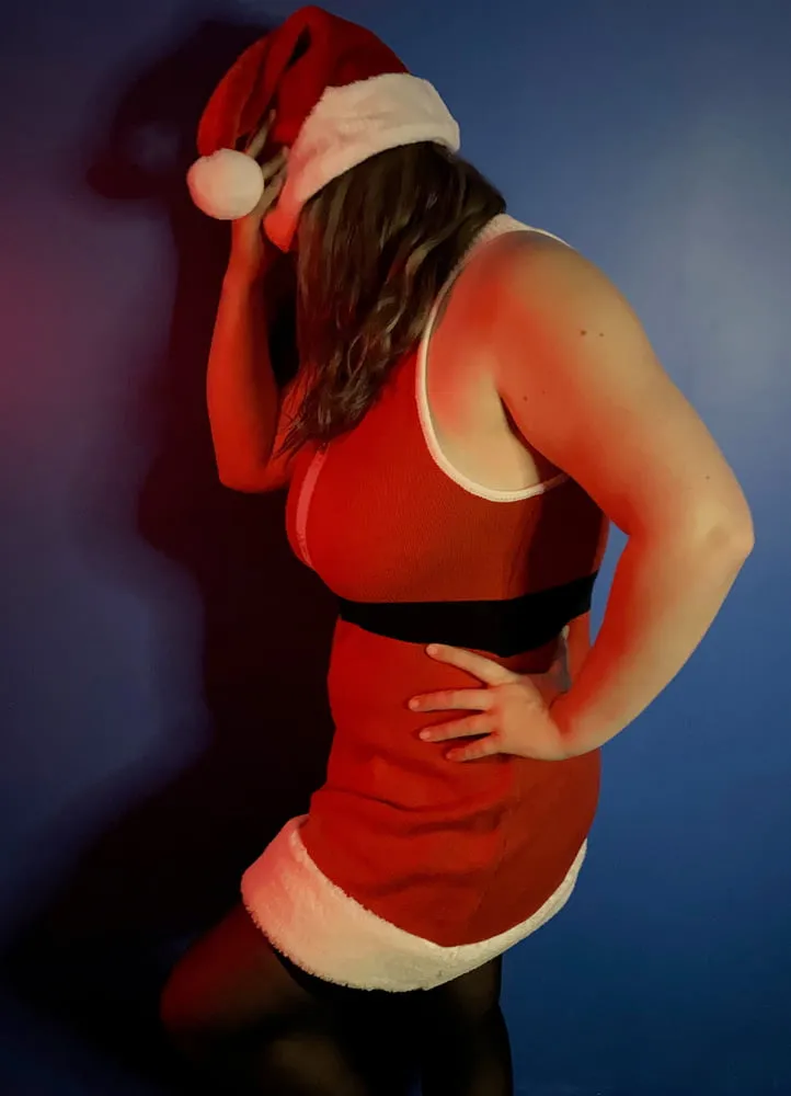 Sexy Chubby BBW Christmas Shoot!