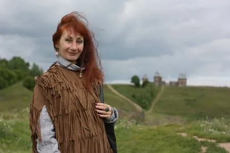 slavic medieval woman           