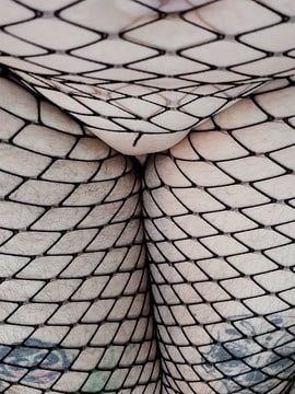 Fishnets and tucked