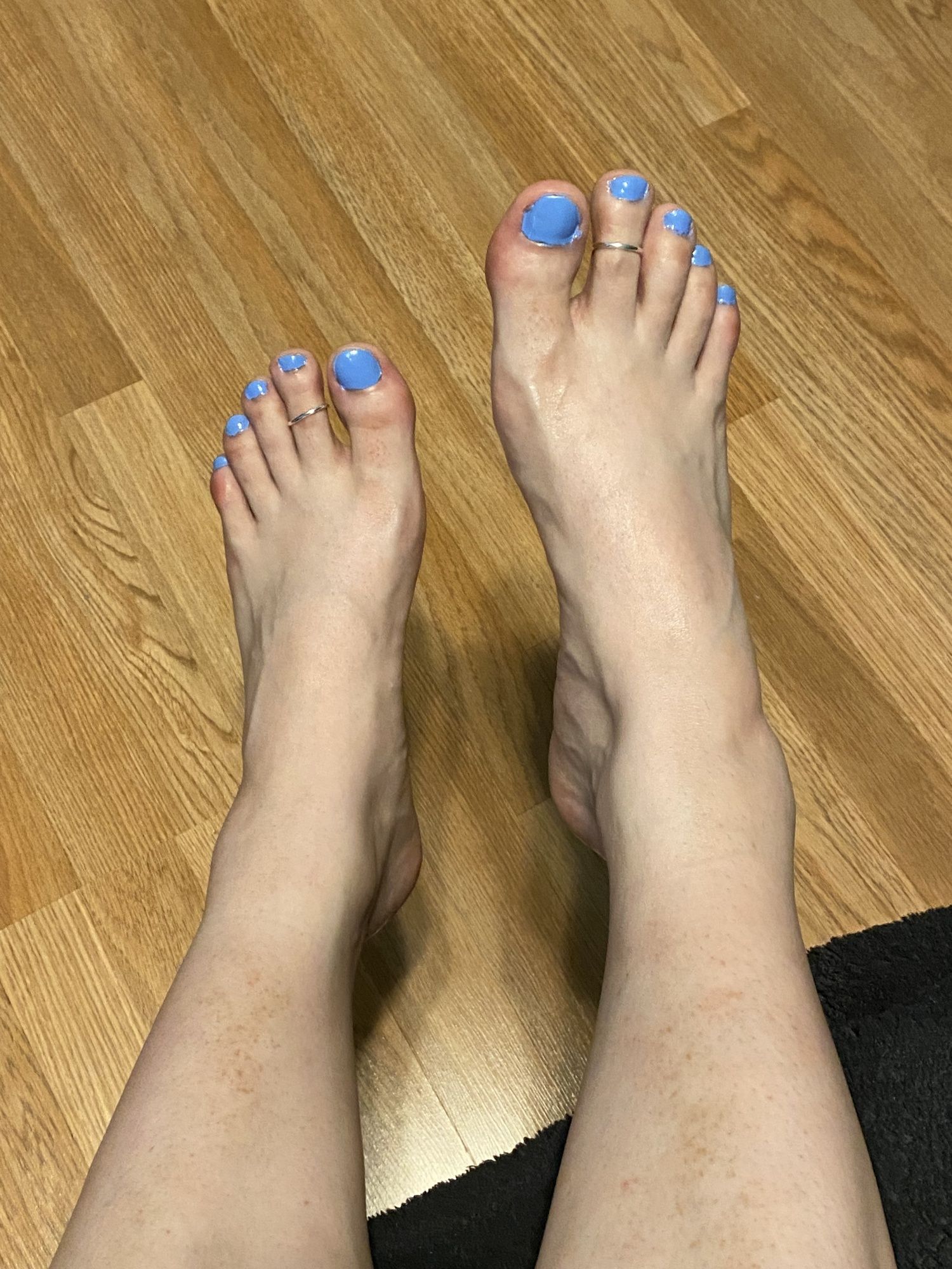 Pretty Feet and Toe Rings #5