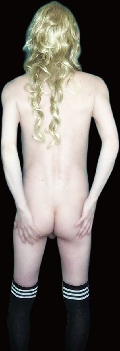 Nude Sissy Poses #24