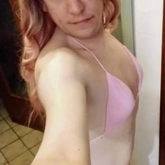 Lea Sissy Bitch