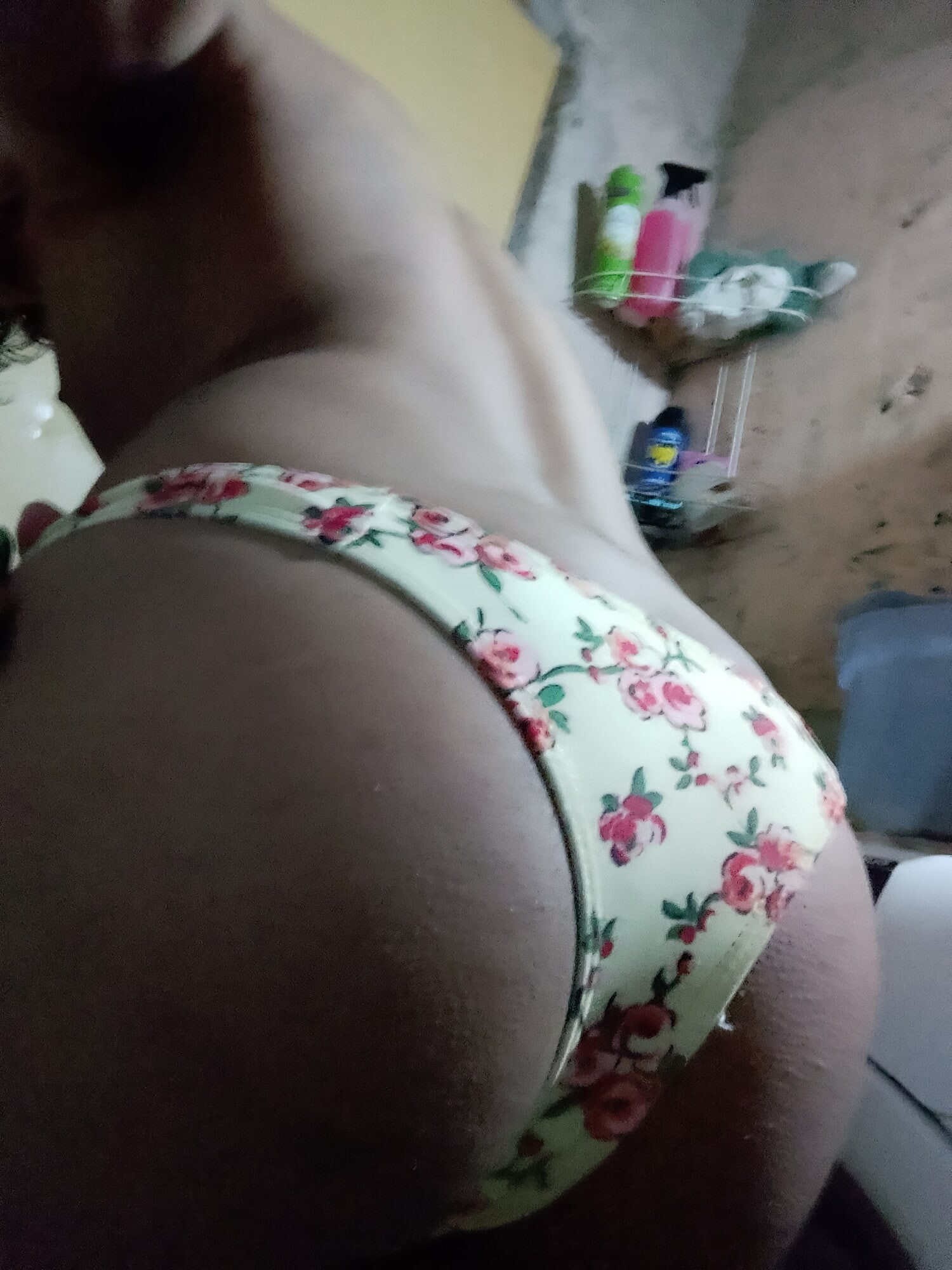 Quiero mas de sus comentarios, No me dejen de hablar